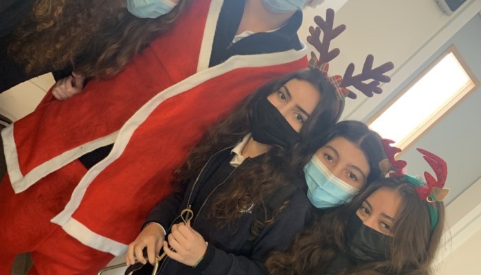 3B Caroling